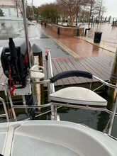 Load image into Gallery viewer, Hunter Legend 40.5 - Annapolis, MD
